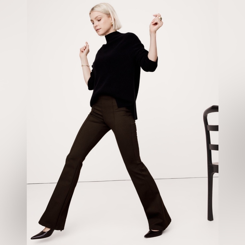 NWT! Banana Republic Ganache Brown Flare Everywhere Ponte Pant - 478953 📀5️⃣